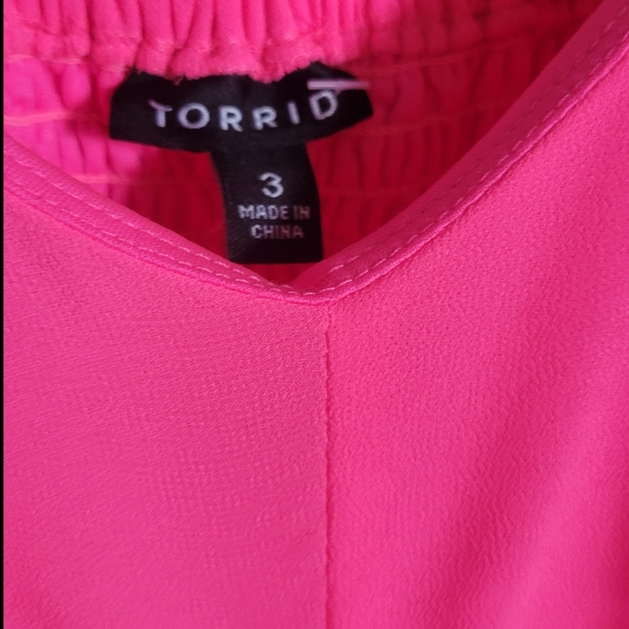 Sz 3 torrid hot pink chiffon dress - Picture 2 of 4